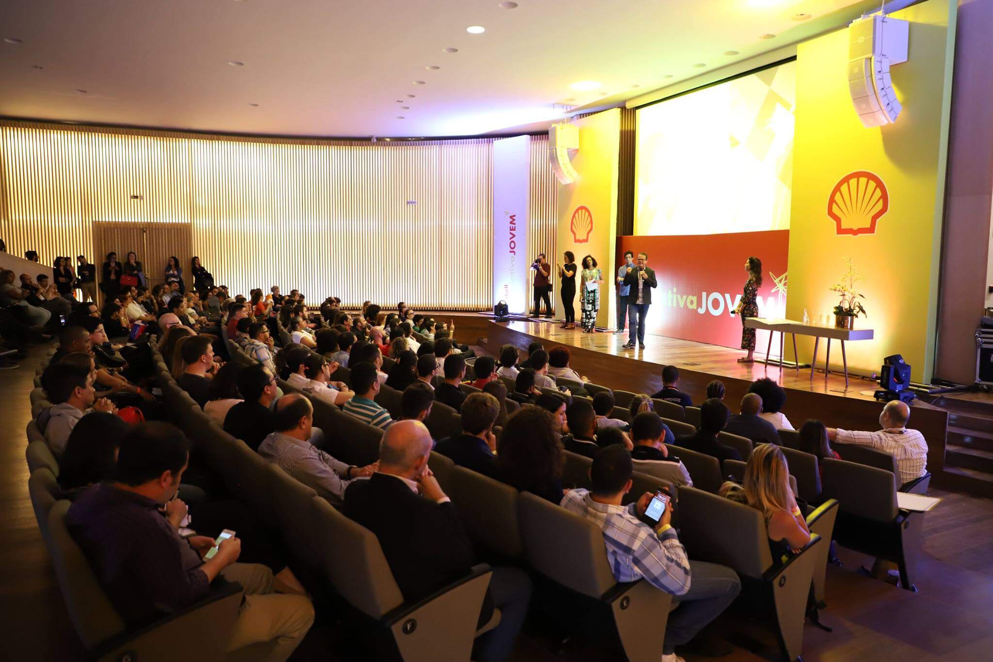Shell Iniciativa Jovem demoday