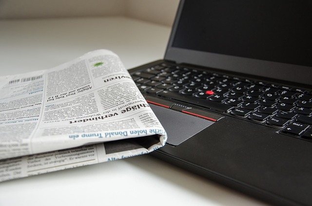 Mídia online e mídia offline